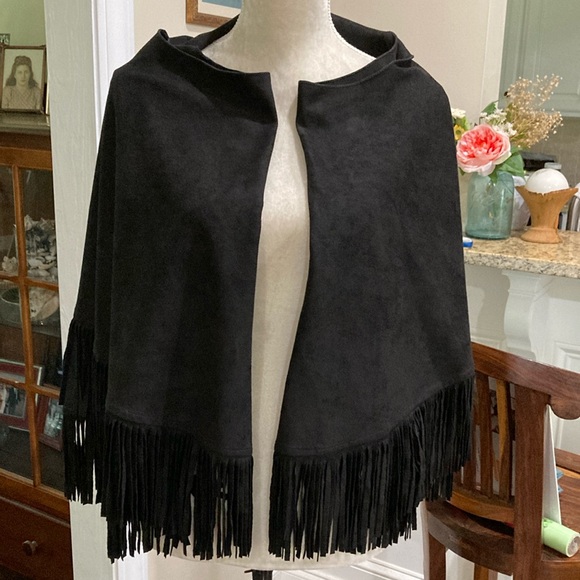 Look Accessories - Unique Shawl/Vest